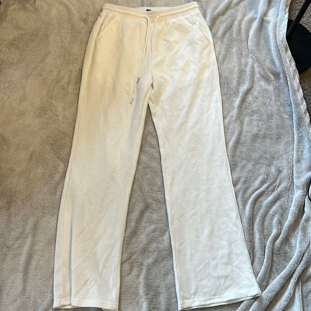 White flowy pants